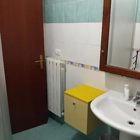 Casa Vacanze La Rosa Rossa Appartamento Terni